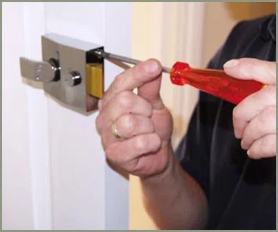 Locksmith Solution Services Philadelphia, PA 215-583-2334 - 68-44-11