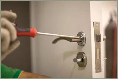 Locksmith Solution Services Philadelphia, PA 215-583-2334 - 68-44-8